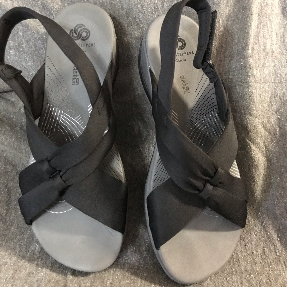 Black sandals- cloud steppers-